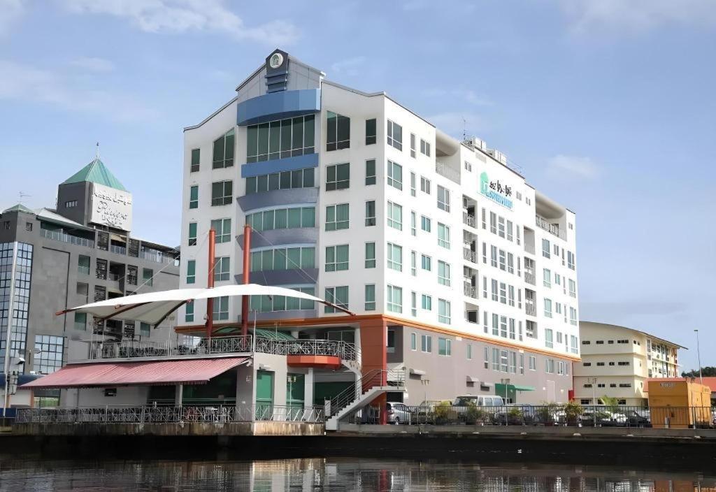 Plaza Sutera Biru Hotel Kuala Belait Dış mekan fotoğraf