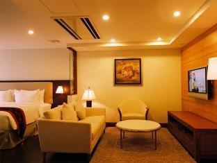 Plaza Sutera Biru Hotel Kuala Belait Dış mekan fotoğraf